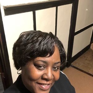 Meet your Posher, Carol